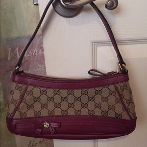 Gucci purse.